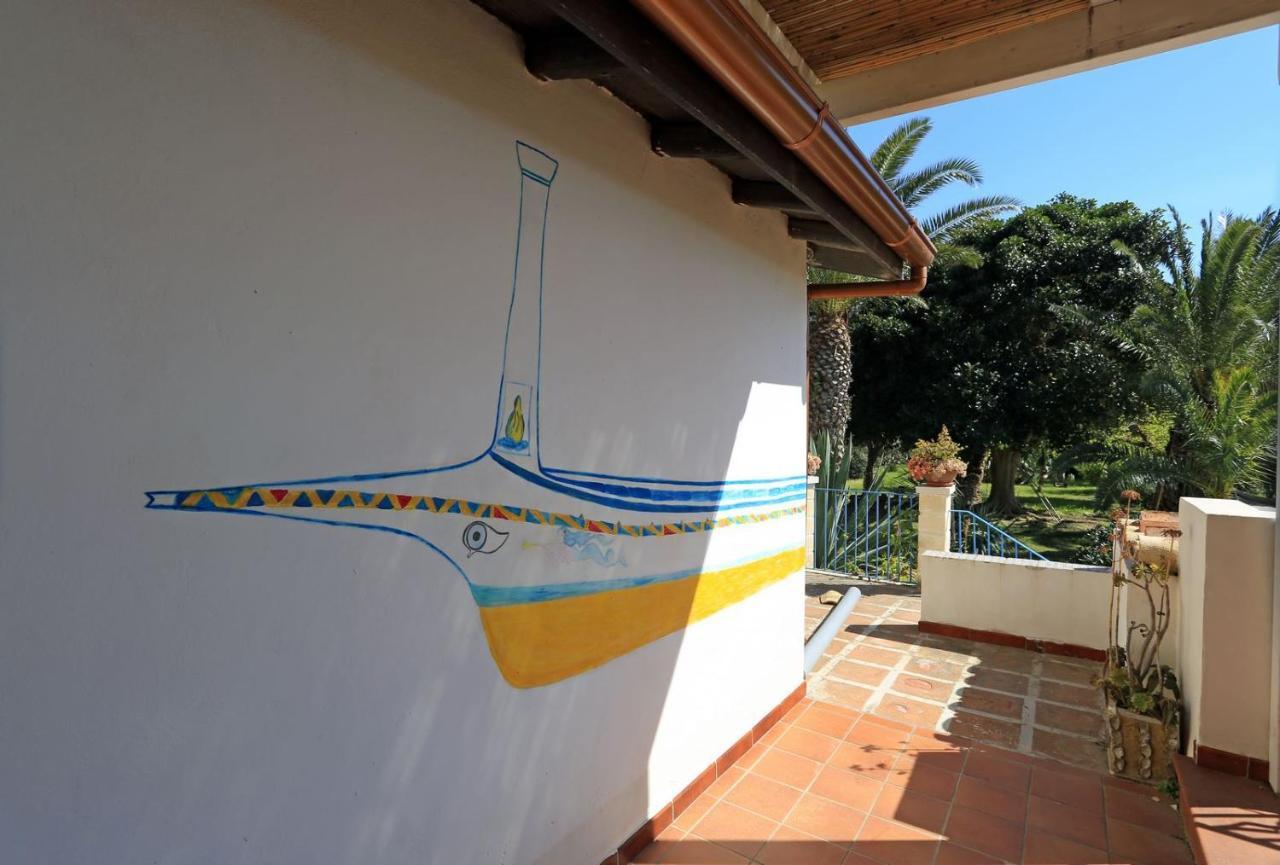 Villa Delle Terrazze ปุนตาเซกกา ภายนอก รูปภาพ