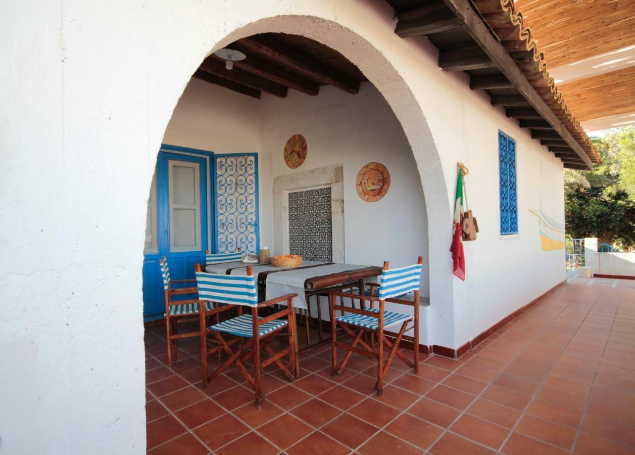 Villa Delle Terrazze ปุนตาเซกกา ภายนอก รูปภาพ