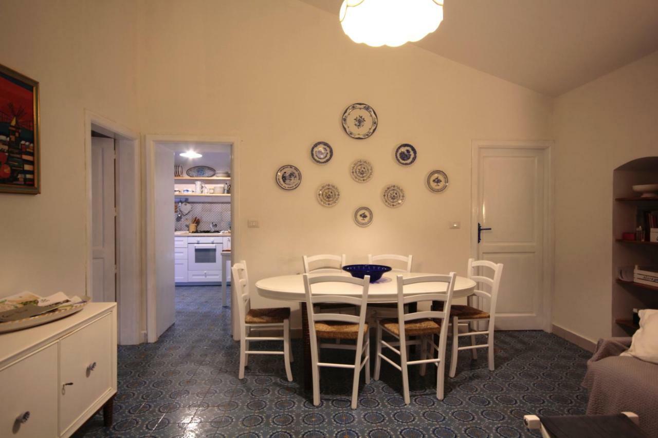 Villa Delle Terrazze ปุนตาเซกกา ภายนอก รูปภาพ